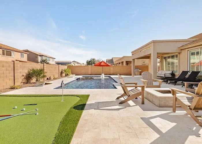 Sandcastle House Pool, Spa, Golf! * Queen Creek